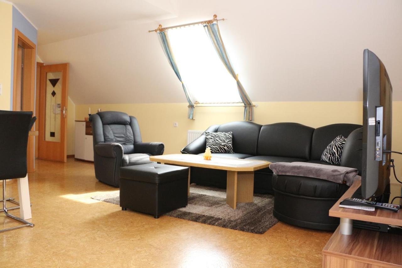 Ferienwohnung Moni Geiseldorf Extérieur photo