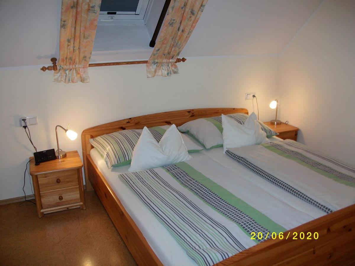 Ferienwohnung Moni Geiseldorf Extérieur photo